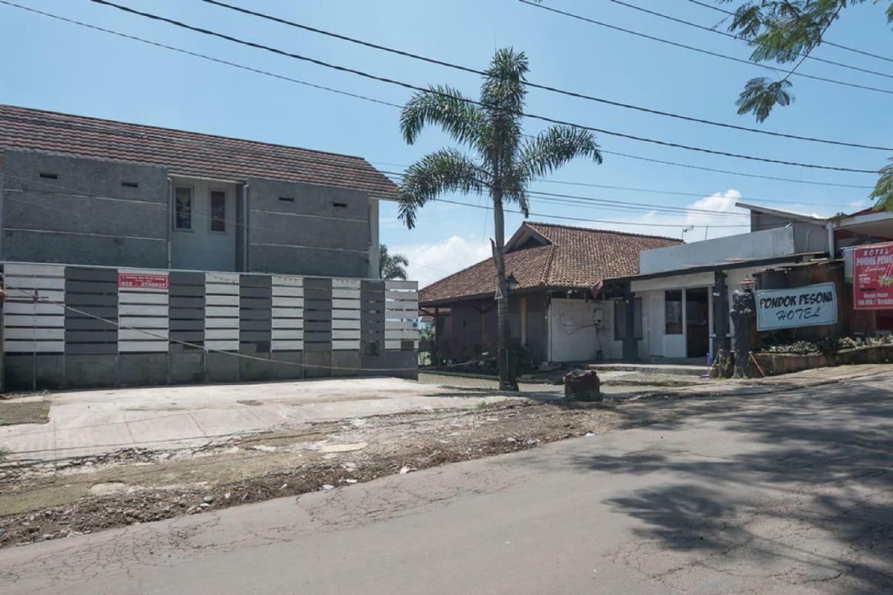 Reddoorz @ Maribaya Street Hotel Lembang Bagian luar foto